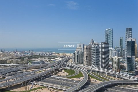 Apartment in Jumeirah Lake Towers, Dubai 3 bedrooms, 106.5 sq.m. № 18335 - photo 13