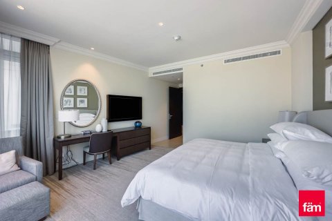 Apartment in Downtown Dubai (Downtown Burj Dubai), Dubai 2 bedrooms, 123.9 sq.m. № 69526 - photo 14
