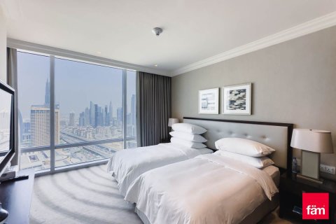 Apartment in Downtown Dubai (Downtown Burj Dubai), Dubai 2 bedrooms, 123.9 sq.m. № 69526 - photo 12