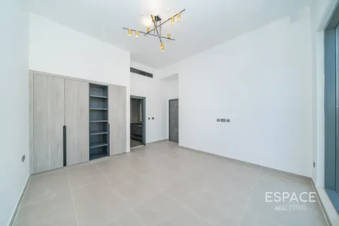 Villa in Al Furjan, Dubai 5 bedrooms, 538 sq.m. № 122836 - photo 8