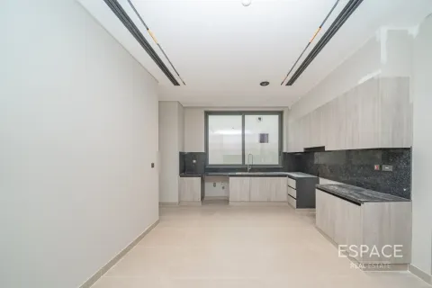 Villa in Al Furjan, Dubai 5 bedrooms, 538 sq.m. № 122836 - photo 6