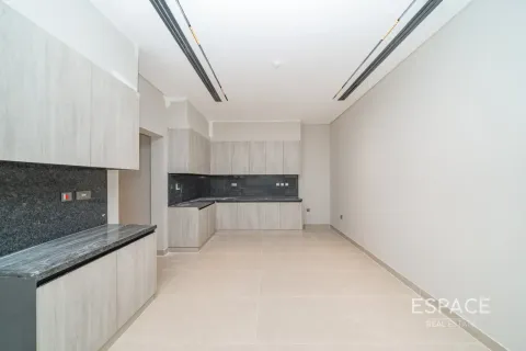 Villa in Al Furjan, Dubai 5 bedrooms, 538 sq.m. № 122836 - photo 7