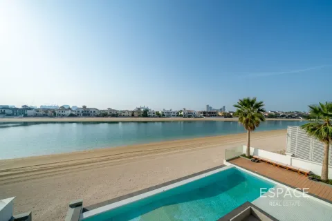 Villa in Palm Jumeirah, Dubai 6 bedrooms, 465 sq.m. № 122835 - photo 16