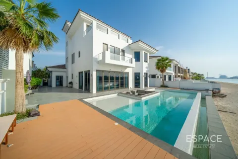 Villa in Palm Jumeirah, Dubai 6 bedrooms, 465 sq.m. № 122835