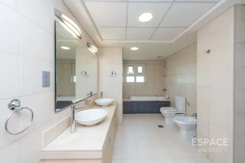 Appartement à Palm Jumeirah, Dubai, 2 chambres, 147 m², № 122839 - photo 9