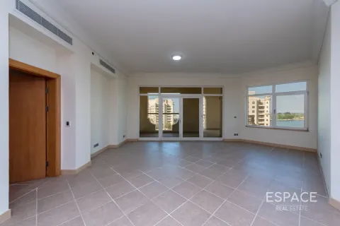 Appartement à Palm Jumeirah, Dubai, 2 chambres, 147 m², № 122839 - photo 3
