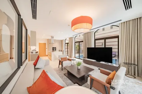 Villa en Palm Jumeirah, Dubai, 5 dormitorios, 413 m², № 122841 - foto 10