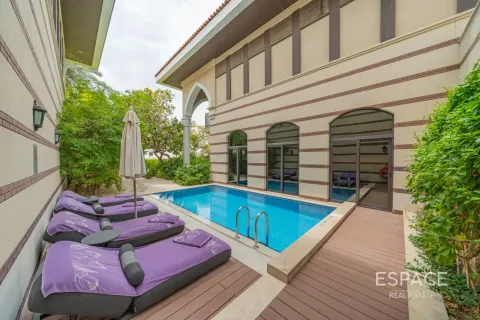 Villa en Palm Jumeirah, Dubai, 5 dormitorios, 413 m², № 122841 - foto 20