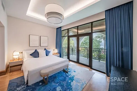 Villa en Palm Jumeirah, Dubai, 5 dormitorios, 413 m², № 122841 - foto 14