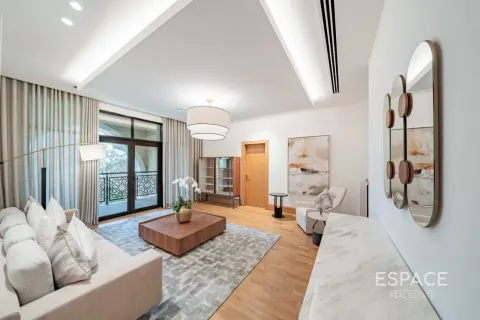 Villa en Palm Jumeirah, Dubai, 5 dormitorios, 413 m², № 122841 - foto 13
