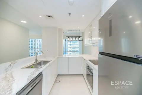 Apartment in Dubai Marina, Dubai 2 bedrooms, 126 sq.m. № 122834 - photo 2