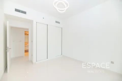Apartment in Dubai Harbour, Dubai 2 bedrooms, 106 sq.m. № 122837 - photo 5