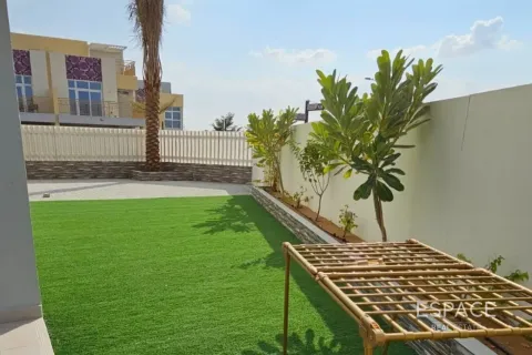 Townhouse in DAMAC Hills (Akoya by DAMAC), Dubai 3 bedrooms, 202 sq.m. № 122840 - photo 6