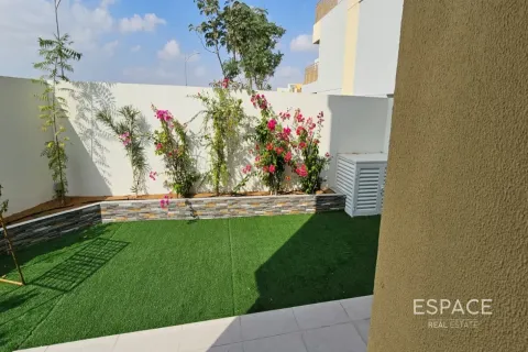 Townhouse in DAMAC Hills (Akoya by DAMAC), Dubai 3 bedrooms, 202 sq.m. № 122840 - photo 4