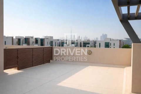 Villa in Meydan, Dubai 4 bedrooms, 218.04 sq.m. № 138167 - photo 27