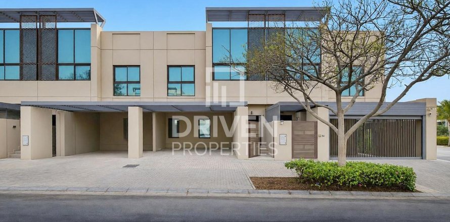 Villa in Meydan, Dubai 4 bedrooms, 218.04 sq.m. № 138167