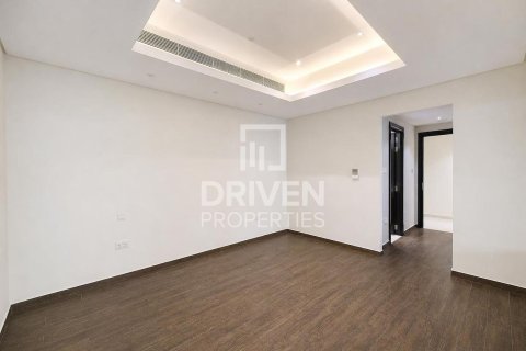 Villa in Meydan, Dubai 4 bedrooms, 218.04 sq.m. № 138167 - photo 9