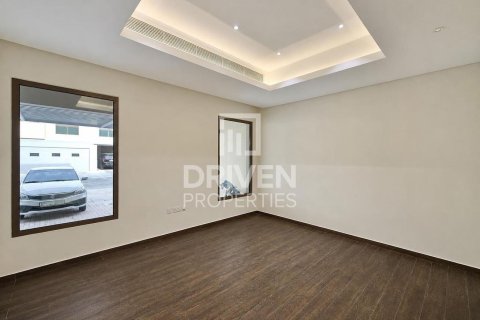 Villa in Meydan, Dubai 4 bedrooms, 218.04 sq.m. № 138167 - photo 7