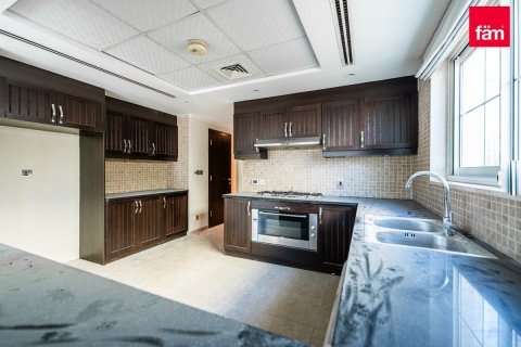 Villa en Dubai, 3 dormitorios, 676 m², № 9622 - foto 7