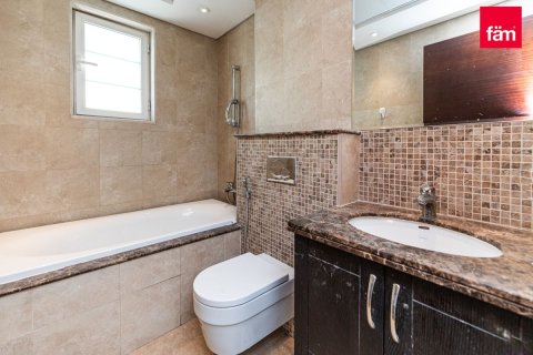 Villa en Dubai, 3 dormitorios, 676 m², № 9622 - foto 22