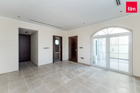 Villa en Dubai, 3 dormitorios, 676 m², № 9622 - foto 11