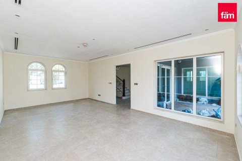 Villa en Dubai, 3 dormitorios, 676 m², № 9622 - foto 4