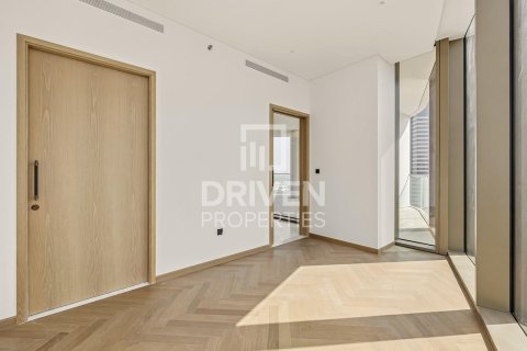 Apartment in Business Bay, Dubai 3 bedrooms, 289.95 sq.m. № 141058 - photo 9