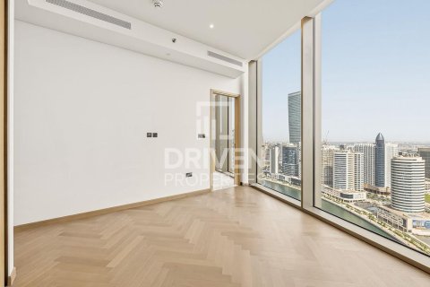Apartment in Business Bay, Dubai 3 bedrooms, 289.95 sq.m. № 141058 - photo 16