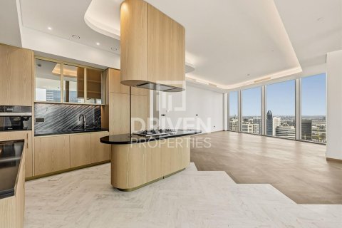 Apartment in Business Bay, Dubai 3 bedrooms, 289.95 sq.m. № 141058 - photo 2