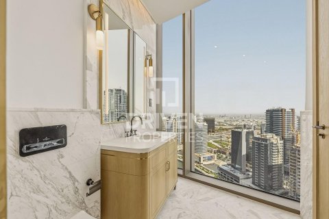 Apartment in Business Bay, Dubai 3 bedrooms, 289.95 sq.m. № 141058 - photo 15