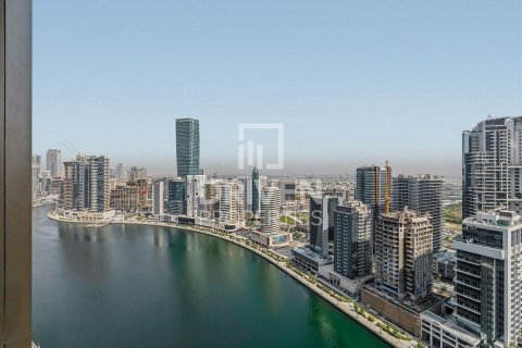 Apartment in Business Bay, Dubai 3 bedrooms, 289.95 sq.m. № 141058 - photo 25