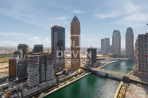 Apartment in Business Bay, Dubai 3 bedrooms, 289.95 sq.m. № 141058 - photo 23