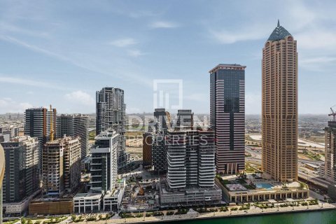 Apartment in Business Bay, Dubai 3 bedrooms, 289.95 sq.m. № 141058 - photo 24
