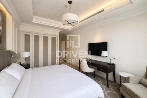 Apartment in Downtown Dubai (Downtown Burj Dubai), Dubai 2 bedrooms, 118.08 sq.m. № 141052 - photo 13