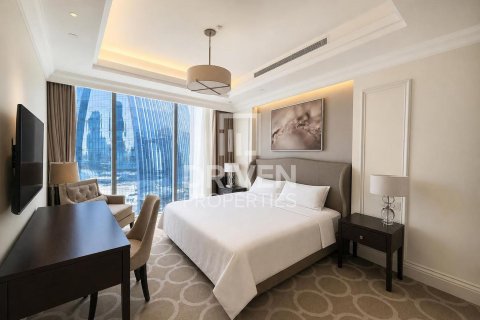 Apartment in Downtown Dubai (Downtown Burj Dubai), Dubai 2 bedrooms, 118.08 sq.m. № 141052 - photo 11