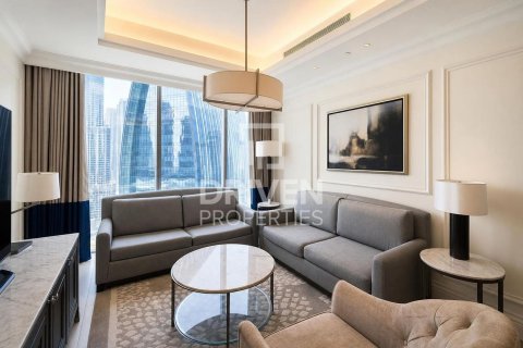 Apartment in Downtown Dubai (Downtown Burj Dubai), Dubai 2 bedrooms, 118.08 sq.m. № 141052 - photo 5