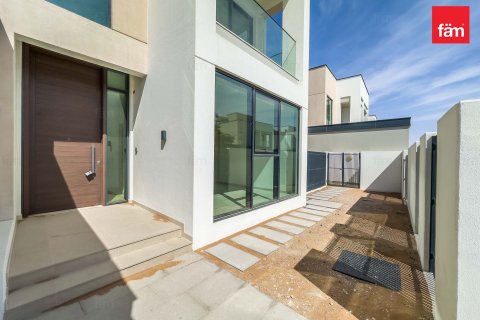 Villa in Dubai 4 bedrooms, 569.1 sq.m. № 94652 - photo 18