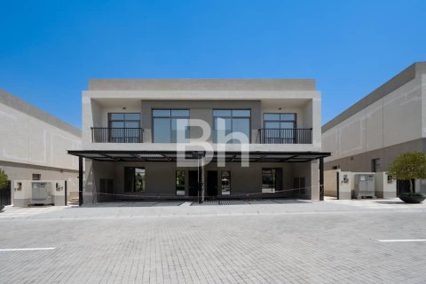 Villa in Dubai 5 bedrooms, 253 sq.m. № 22141 - photo 26