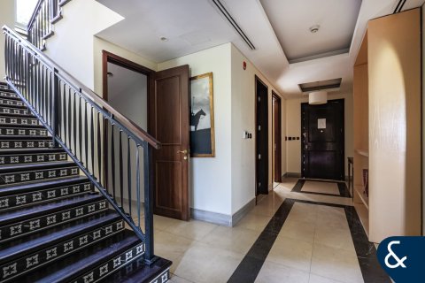 Villa à Dubai Land, Dubai, 4 chambres, 636 m², № 91413 - photo 5