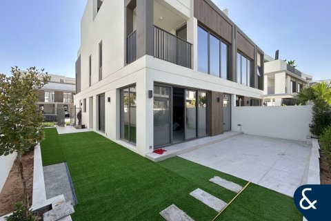 Вилла в Tilal Al Ghaf, Дубай, 4 спальни, 234м², № 91411