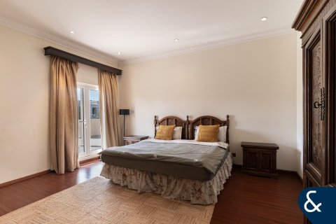 فيلا في Emirates Hills, دبي 6 غرف نوم , 1468 م² رقم 91414 - صورة 18