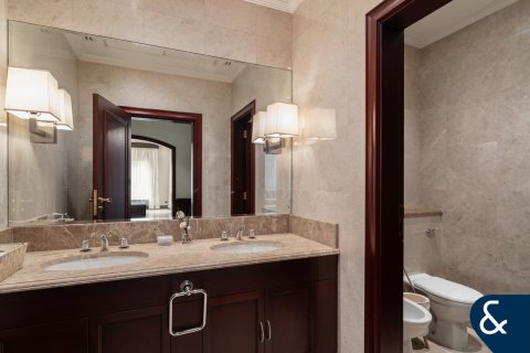 فيلا في Emirates Hills, دبي 6 غرف نوم , 1468 م² رقم 91414 - صورة 25