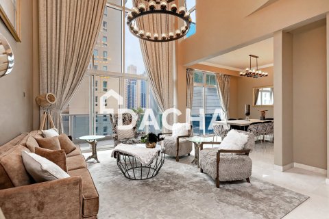 Apartment in Dubai Marina, Dubai 3 bedrooms, 225 sq.m. № 105269