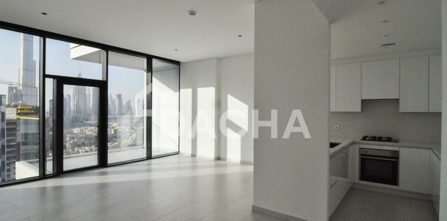Квартира в Marquise Square Tower, Бизнес-Бэй, Дубай, 2 спальни, 125м², № 105344
