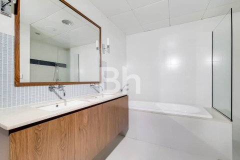 Снять в аренду квартиру в Пальме Джумейре, Дубай: 2 спальни, 159м², № 56968 - фото 4