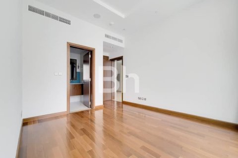 Снять в аренду квартиру в Пальме Джумейре, Дубай: 2 спальни, 159м², № 56968 - фото 2