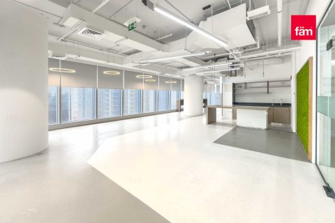 Купить офис в Бизнес-Бэе, Дубай: 984м², № 11483 - фото 2