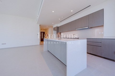 Apartment in Grandeur Residences, Palm Jumeirah, Dubai 3 bedrooms, 173.26409500 sq.m. № 12789 - photo 2