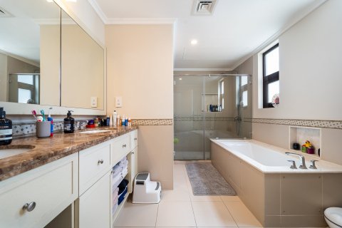 Villa en Dubai, 4 dormitorios, 338 m², № 103219 - foto 20