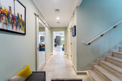 Villa en Dubai, 4 dormitorios, 338 m², № 103219 - foto 11